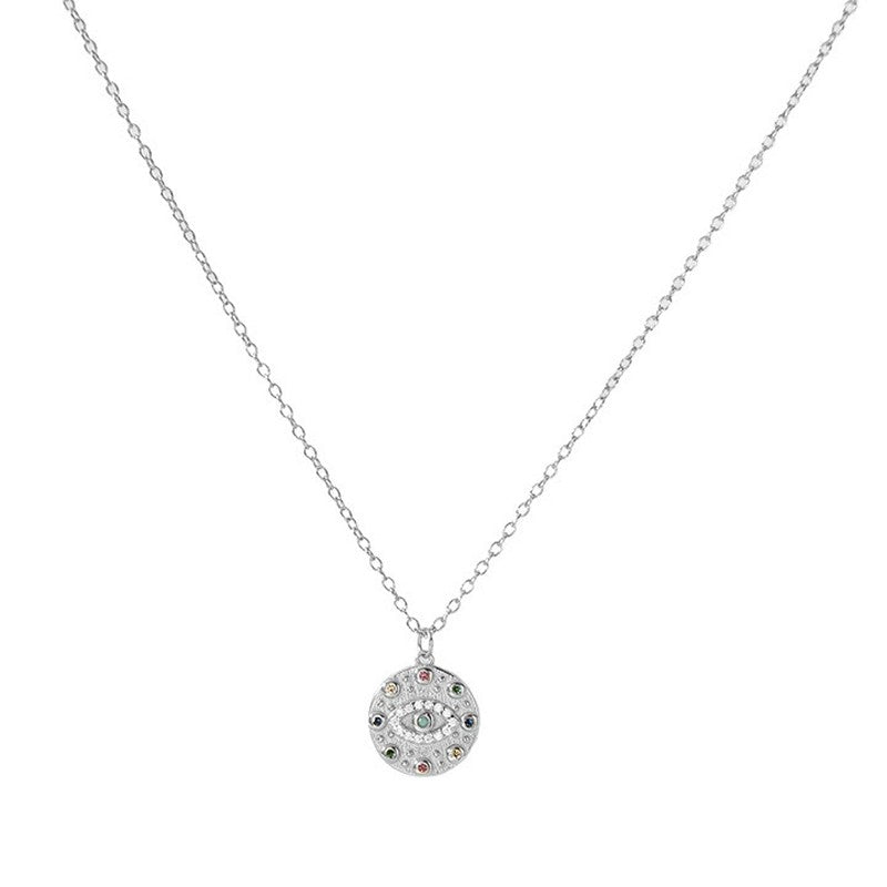 Amalie halskæde fra ByBirch i sølv med evil eye vedhæng og flerfarvede zirkonia, 40–45 cm.